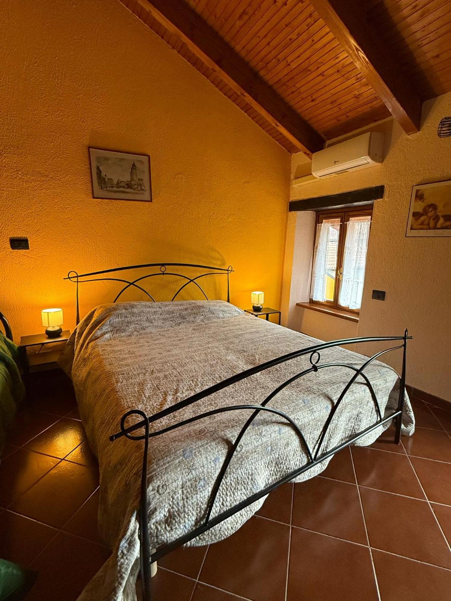 Hotel La Casa Dei Fiori San Maurizio Canavese Esterno foto